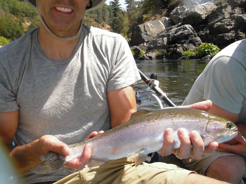 Anglers bass fishing siskiyou - Gem